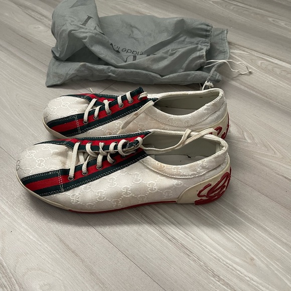 Vintage men’s Gucci sneaker. Size 9.5 - Picture 3 of 5
